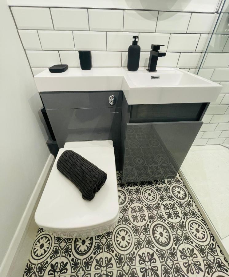Stone'S Throw, 1 Bed Self-Contained Studio Leilighet East Preston Eksteriør bilde